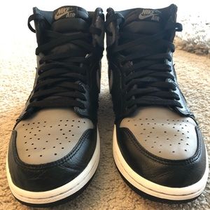Jordan 1 Retro High OG Shadow (sz. 10.5m)